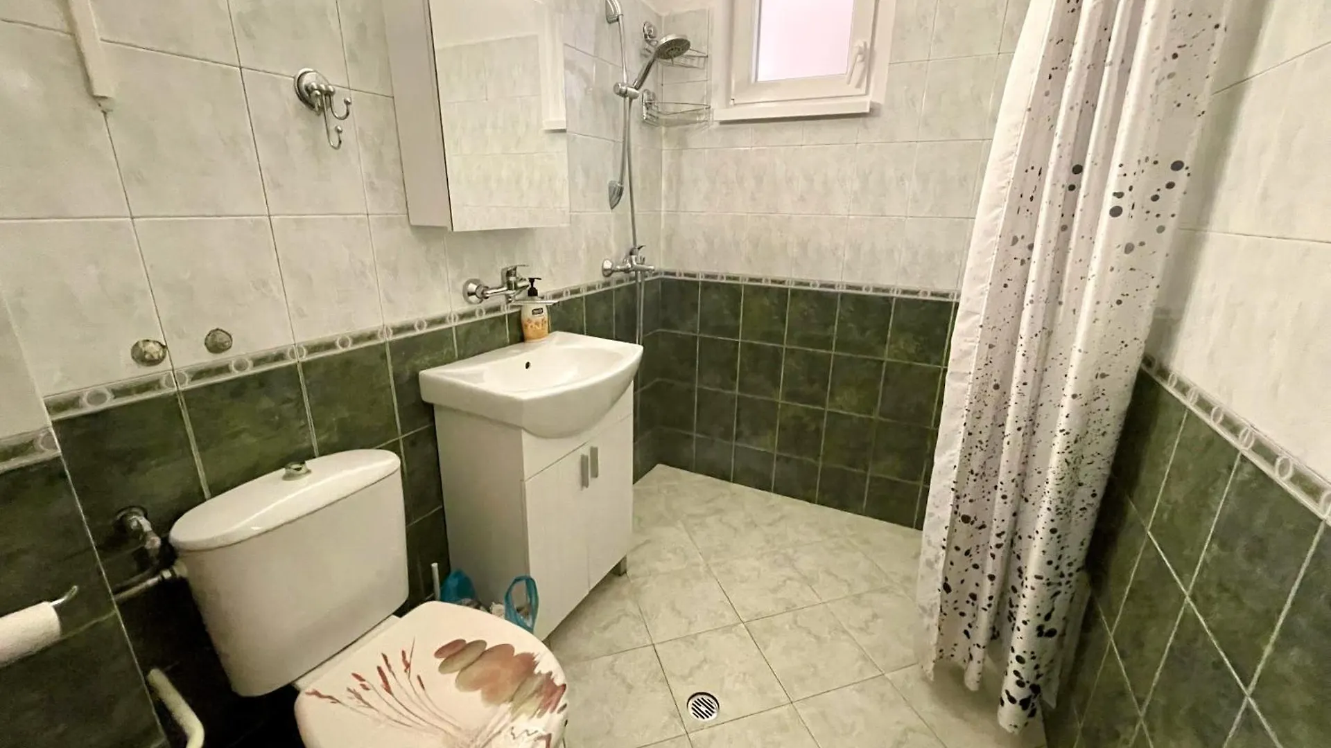Charming Urban Retreat In Sofia公寓 索菲亞
